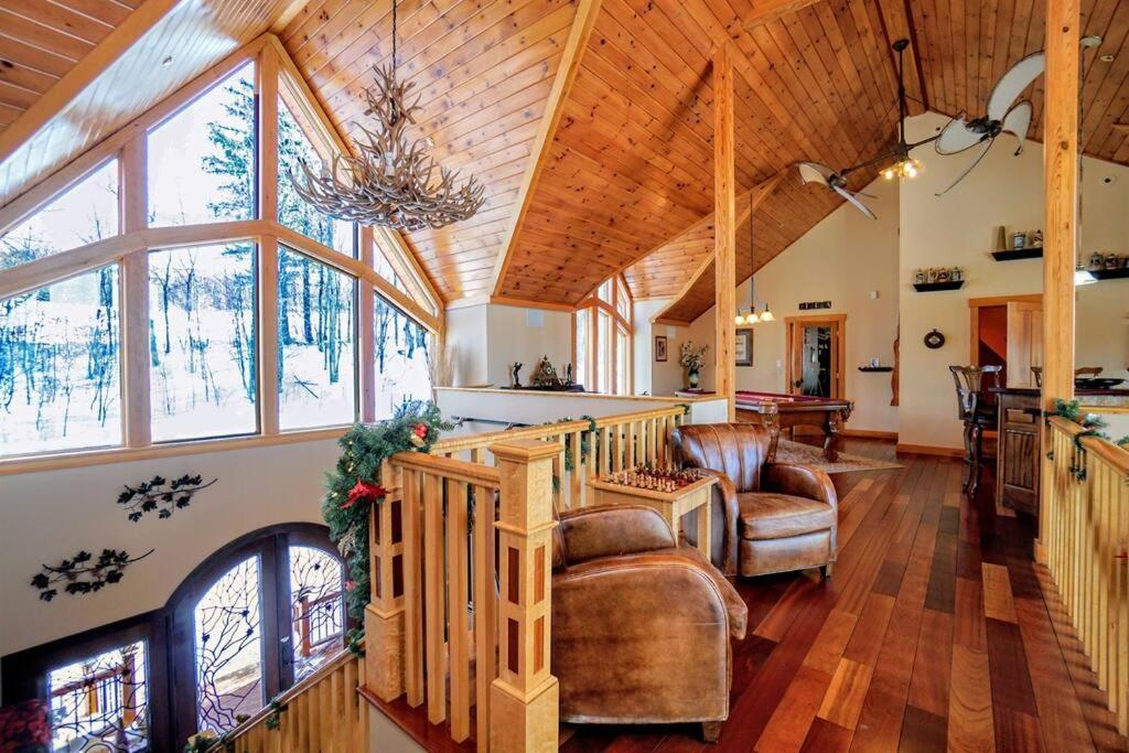 Newry The Glen House -9 Bdrm Estate Sleep 26 Movie Theater,Pool,Golf,Ski מראה חיצוני תמונה