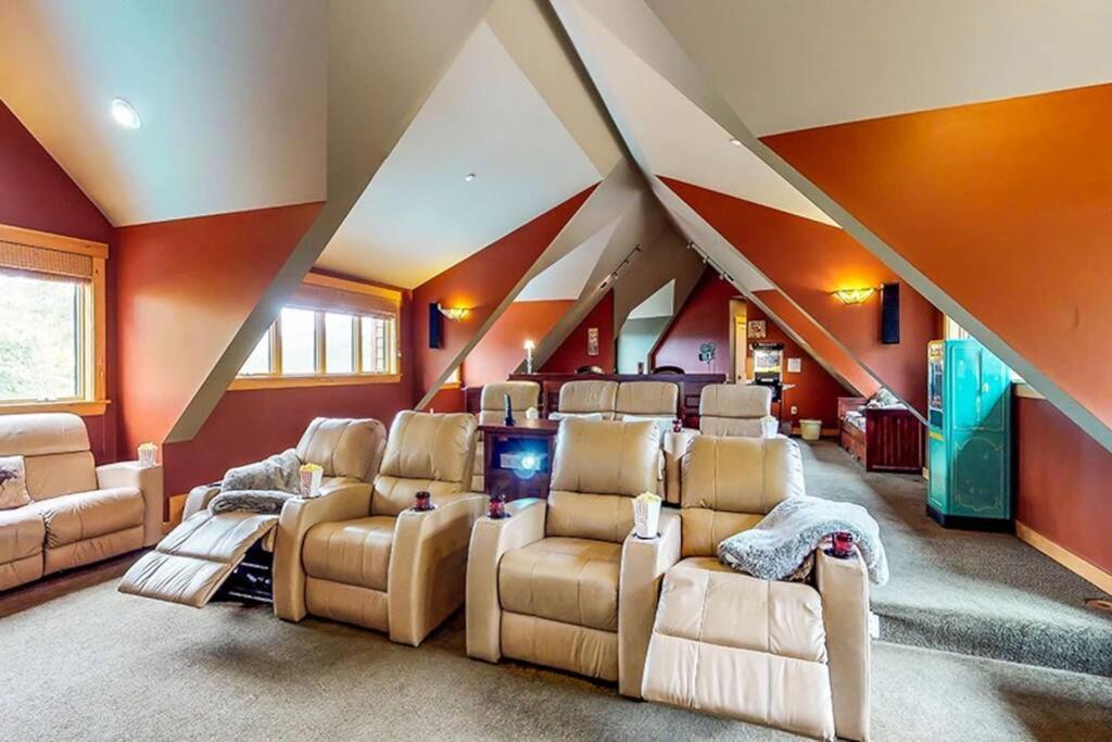 Newry The Glen House -9 Bdrm Estate Sleep 26 Movie Theater,Pool,Golf,Ski מראה חיצוני תמונה